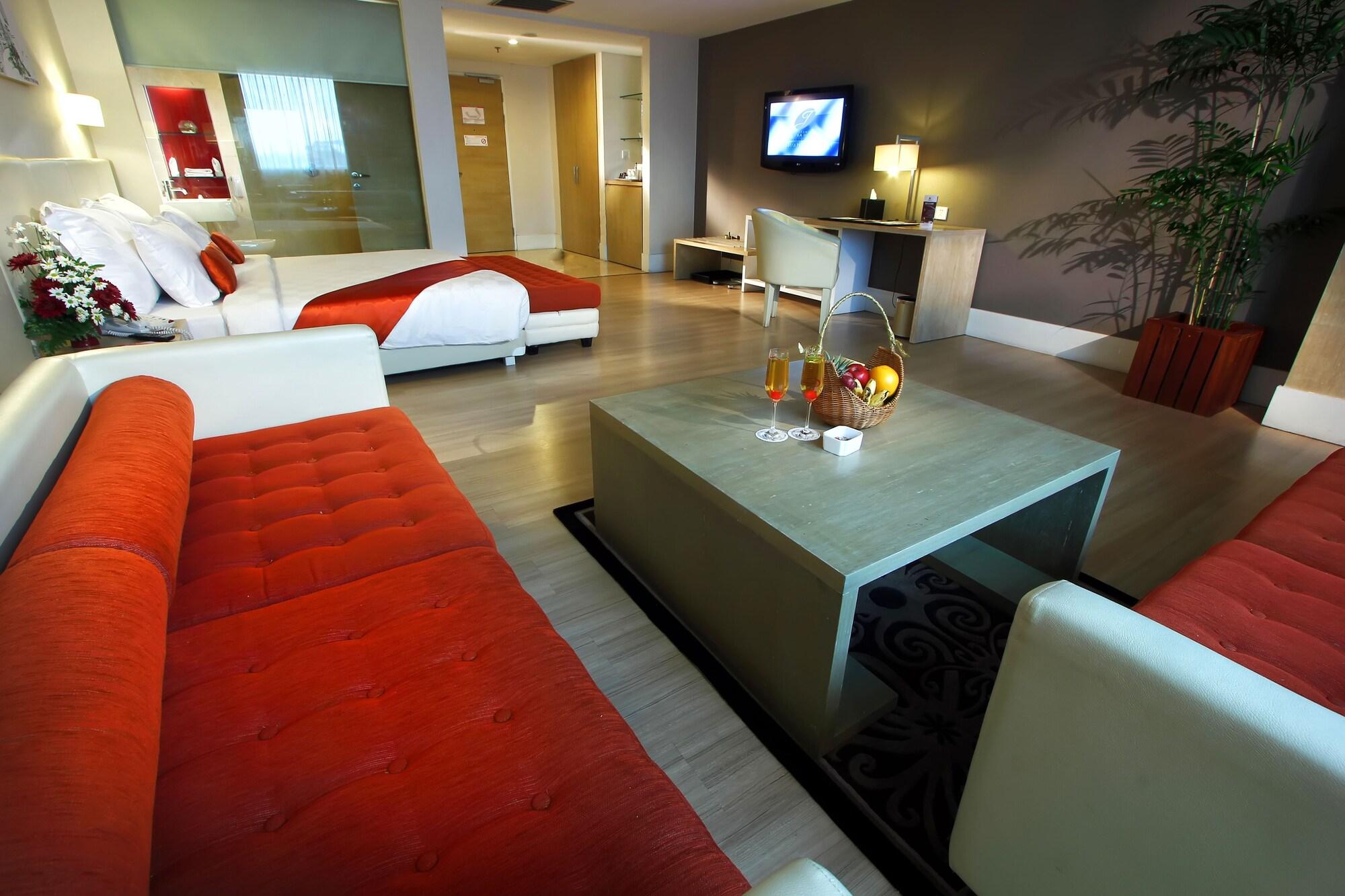 Grand Jatra Hotel Balikpapan Exterior photo