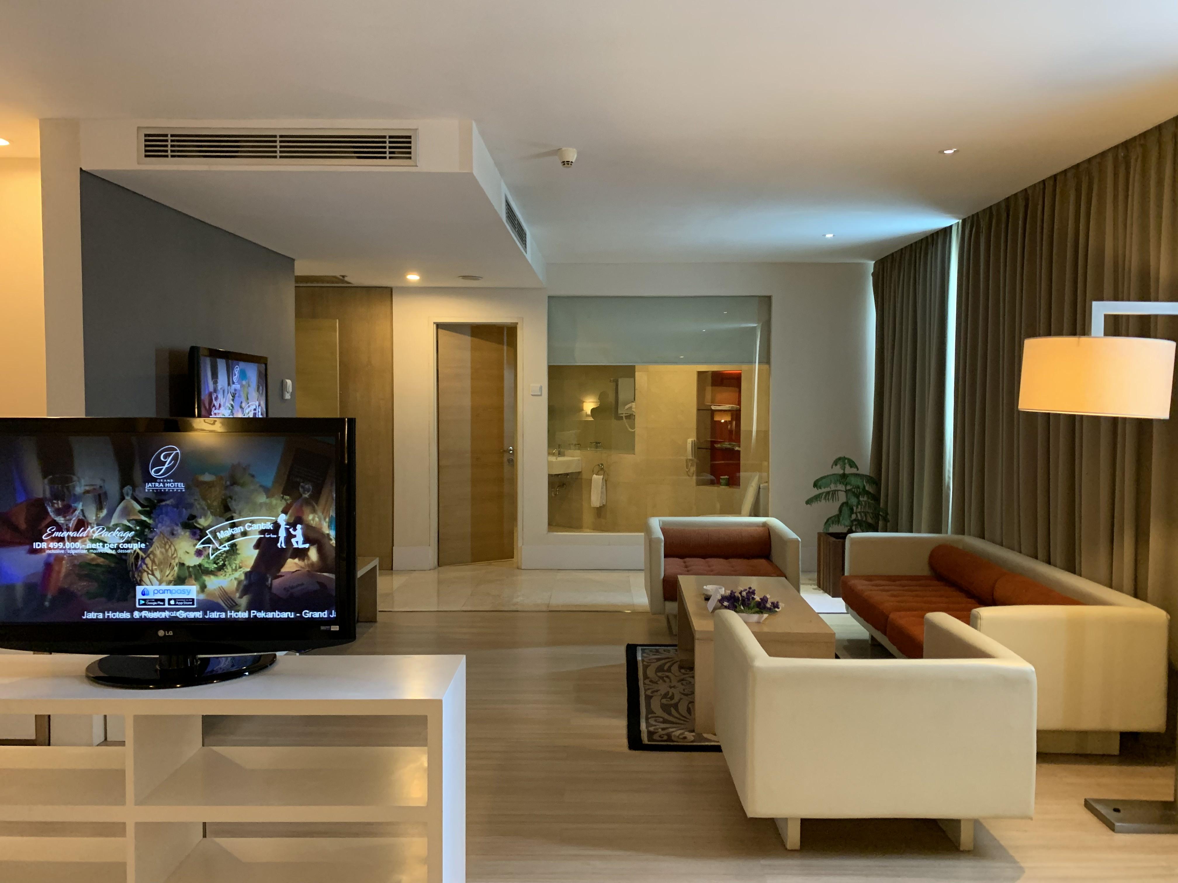 Grand Jatra Hotel Balikpapan Exterior photo