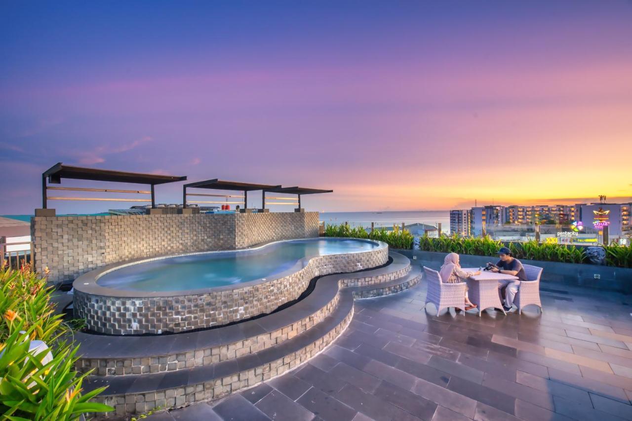 Grand Jatra Hotel Balikpapan Exterior photo