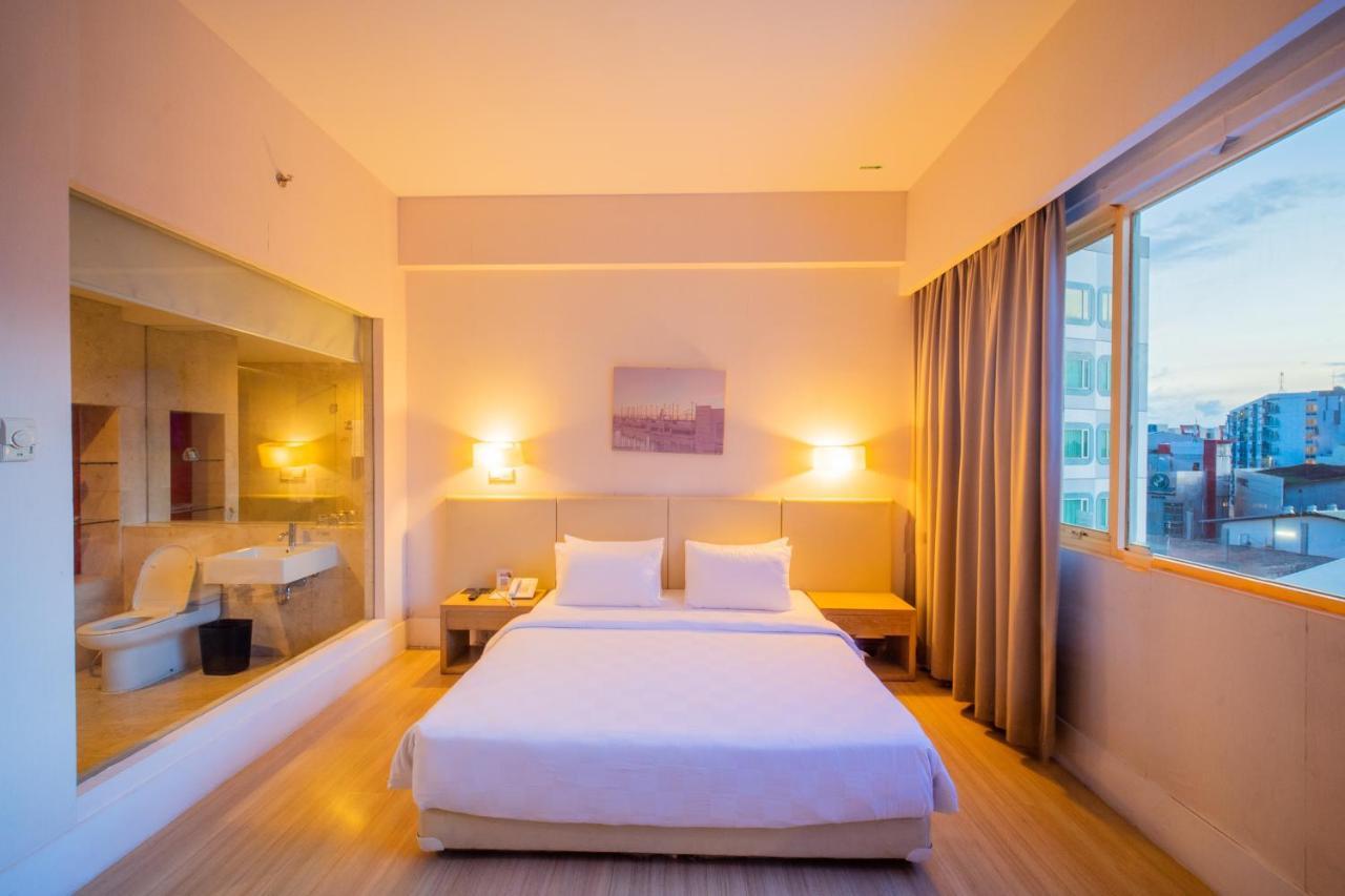 Grand Jatra Hotel Balikpapan Exterior photo