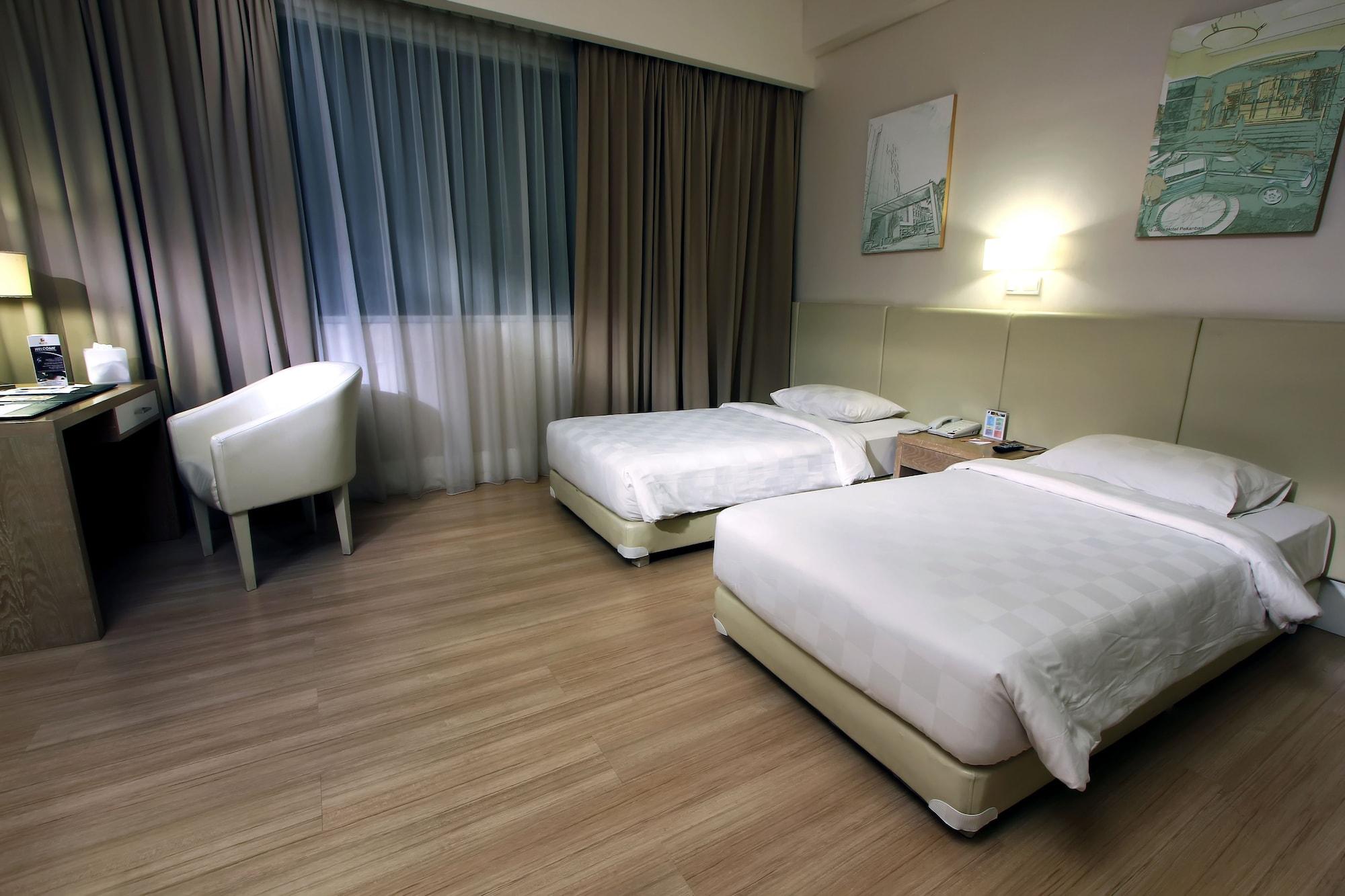 Grand Jatra Hotel Balikpapan Exterior photo
